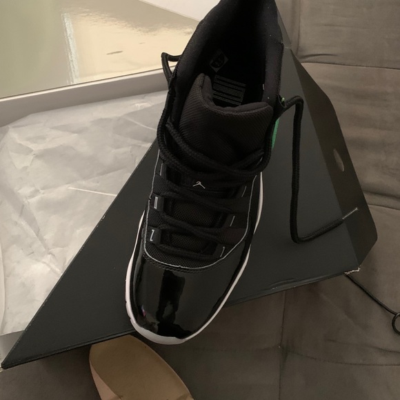 Brand new never worn main image 4